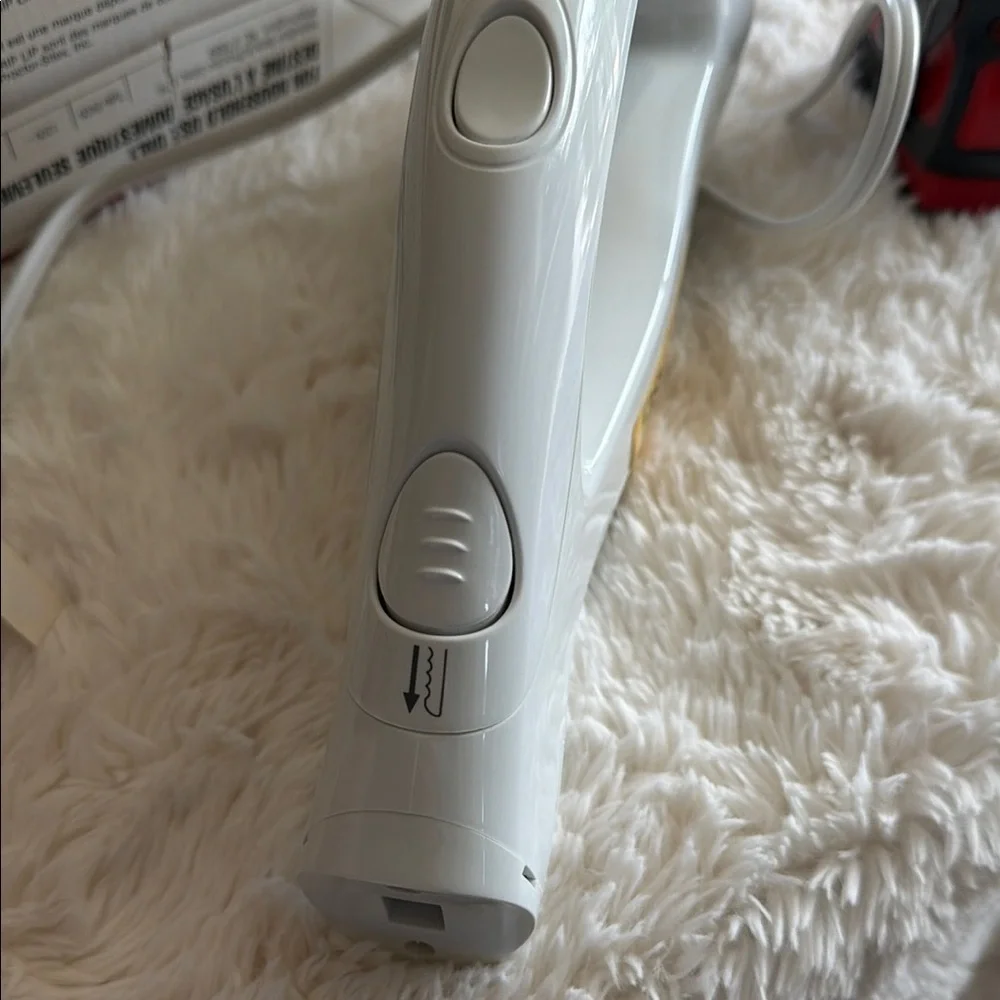 Hamilton Beach Easy Slice Electric Knife - White